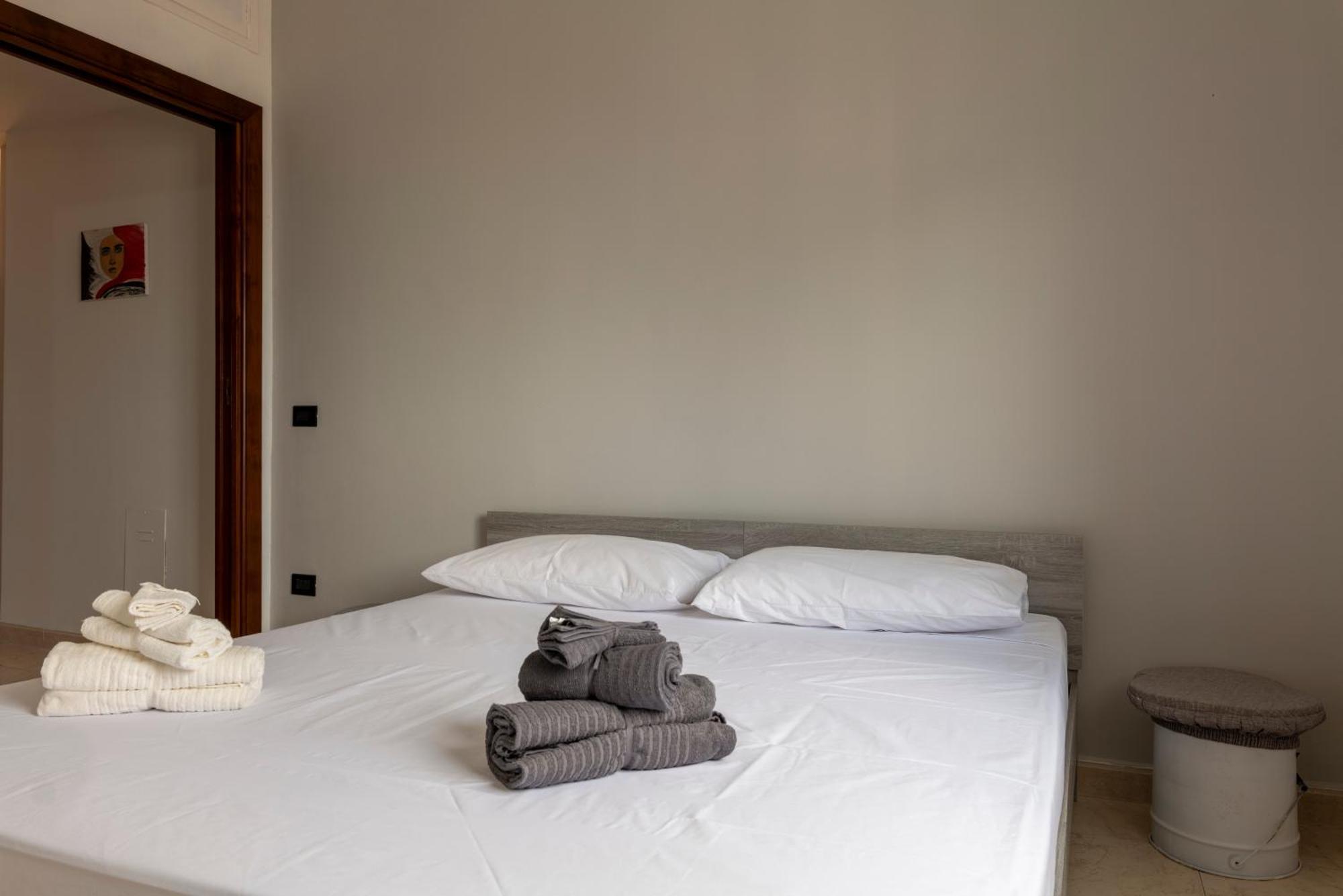 Saba'S House Apartment Naples Luaran gambar